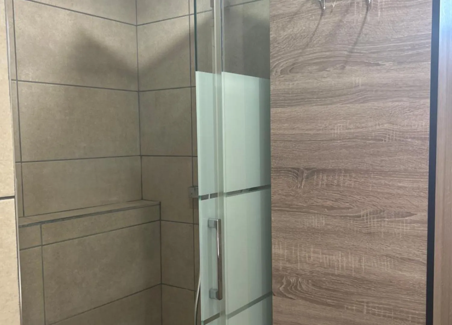 Chez Stanislas لا سين سور مير